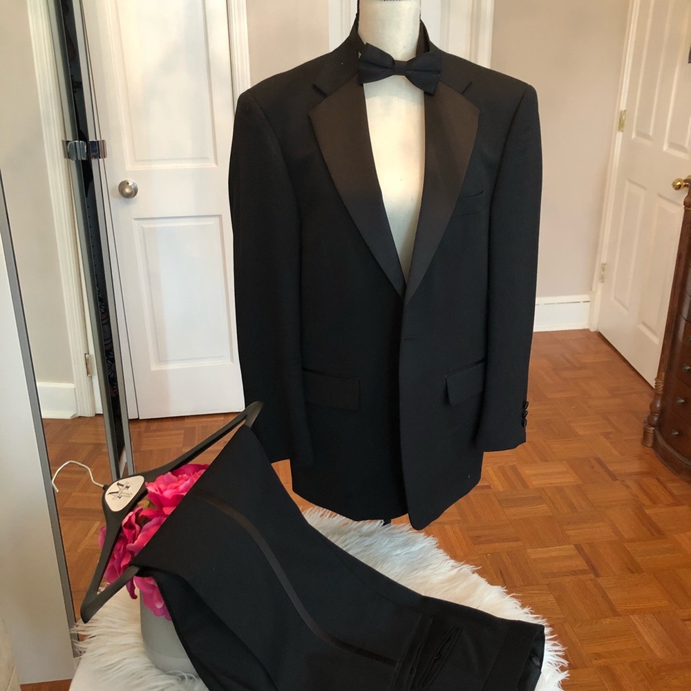 Black Wool Versini Suit